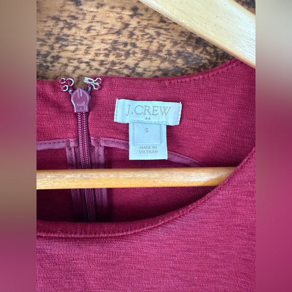 JCrew Burgundy Knit Dress w/ Pockets - Size Small - Picture 4 of 6